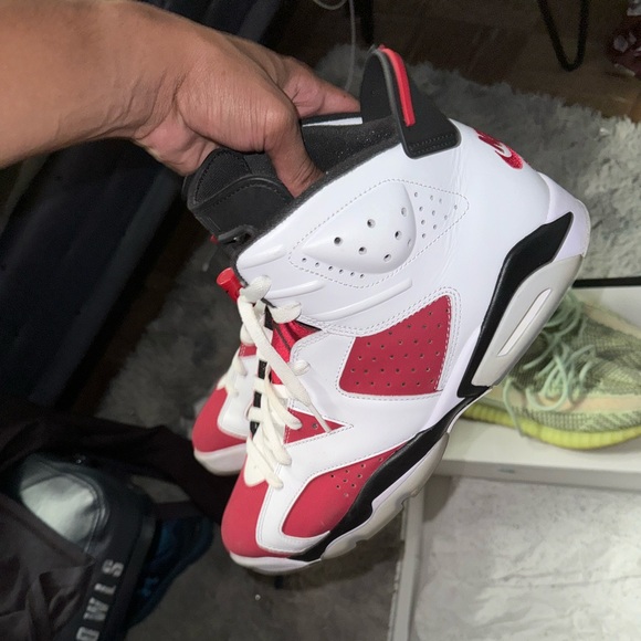 Air Jordan retro 6 Carmine